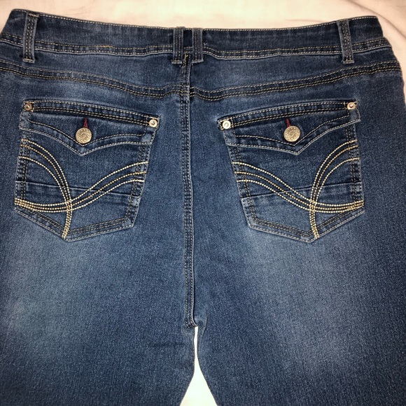 Faded Glory Stretchy Bootcut Jeans - Picture 4 of 4